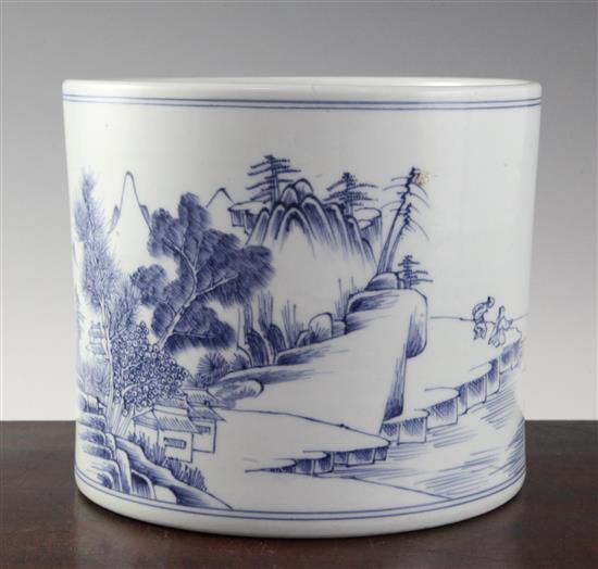 A Chinese blue and white brush pot, possibly 18th century, height 16.5cm, diameter 19.5cm